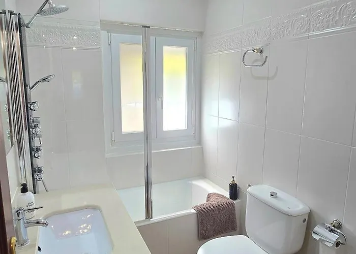 Luises Barrio De Parking Gratuito Apartment *