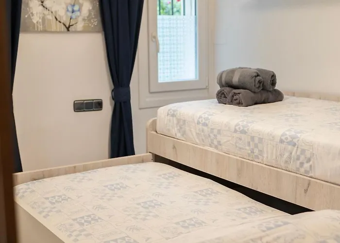 Luises Barrio De Parking Gratuito *