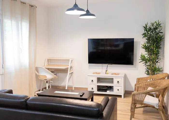 Apartamento Luises Barrio De Parking Gratuito